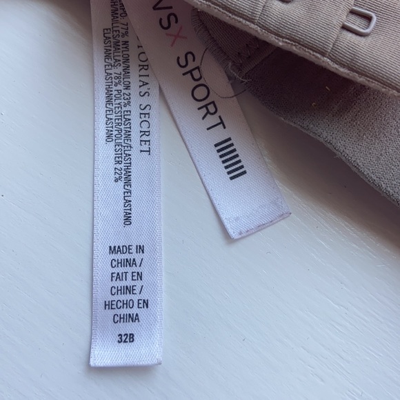 Victoria Secret Sports Bra - Picture 3 of 6